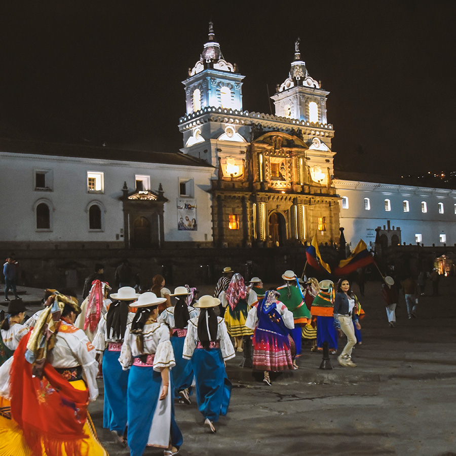 Prepare Meetings & Events in Quito Quito City Tour and Travel